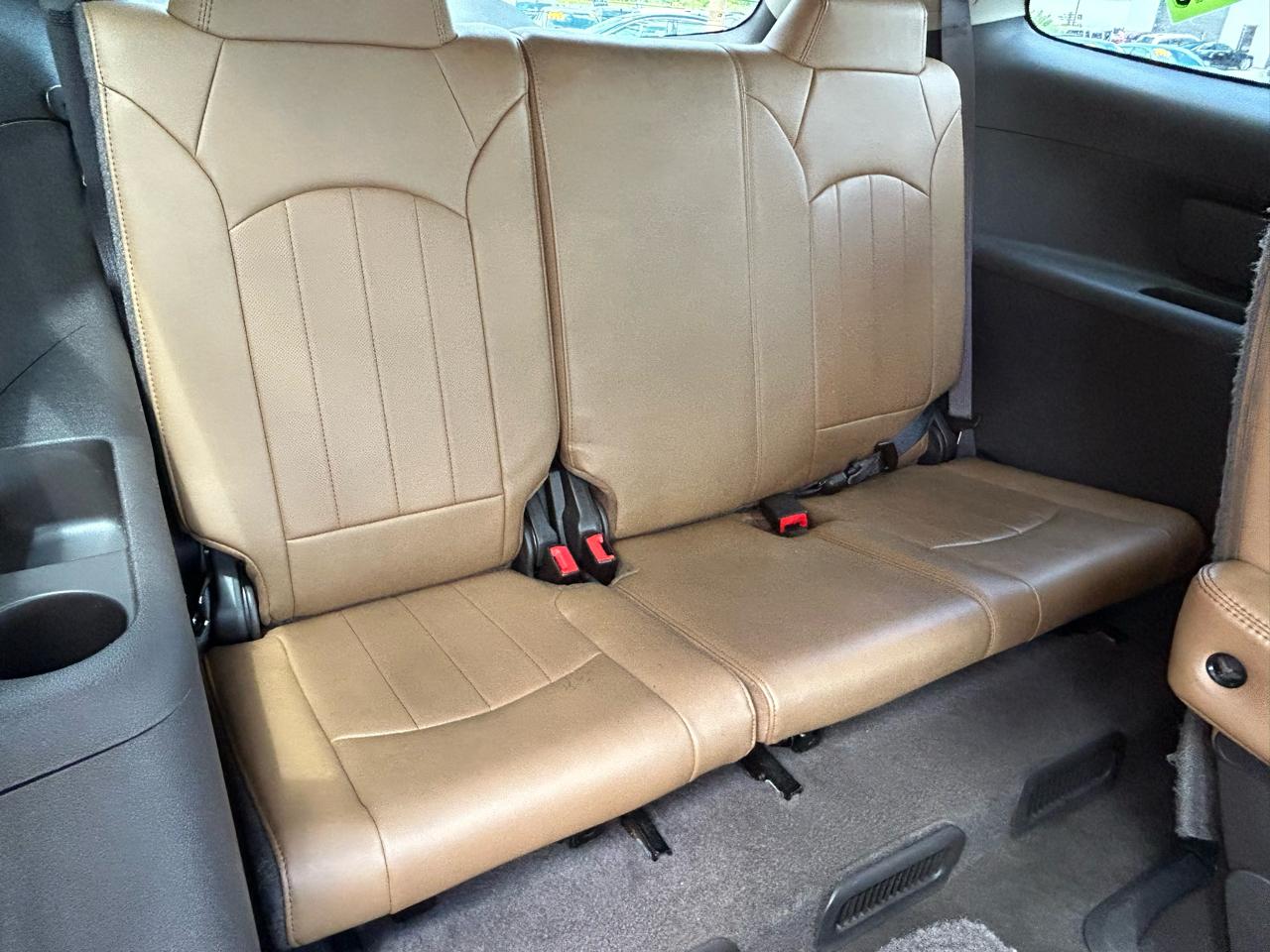 Buick Enclave FWD 4dr Leather 2015