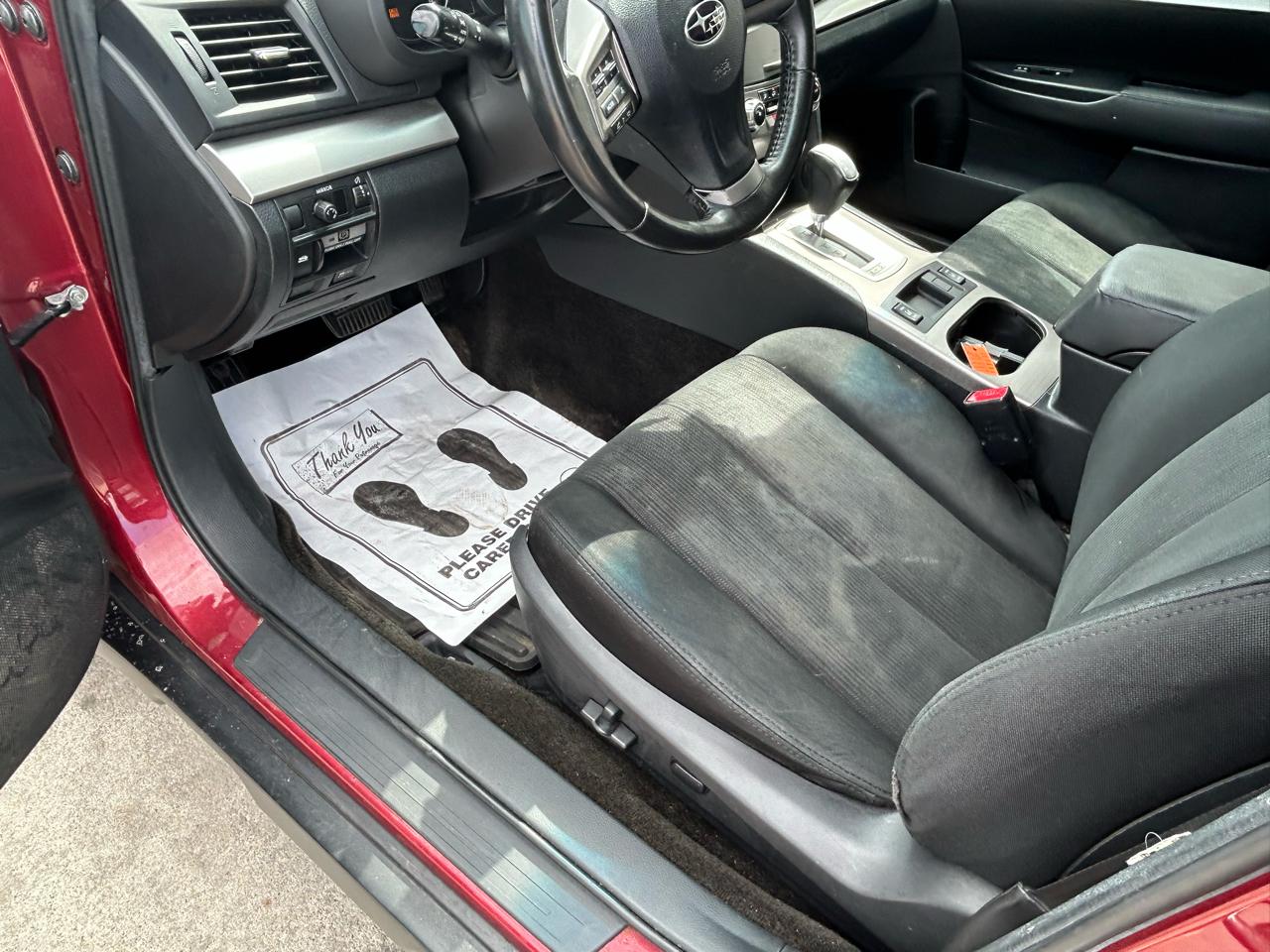 Subaru Outback 2.5i Premium 2013