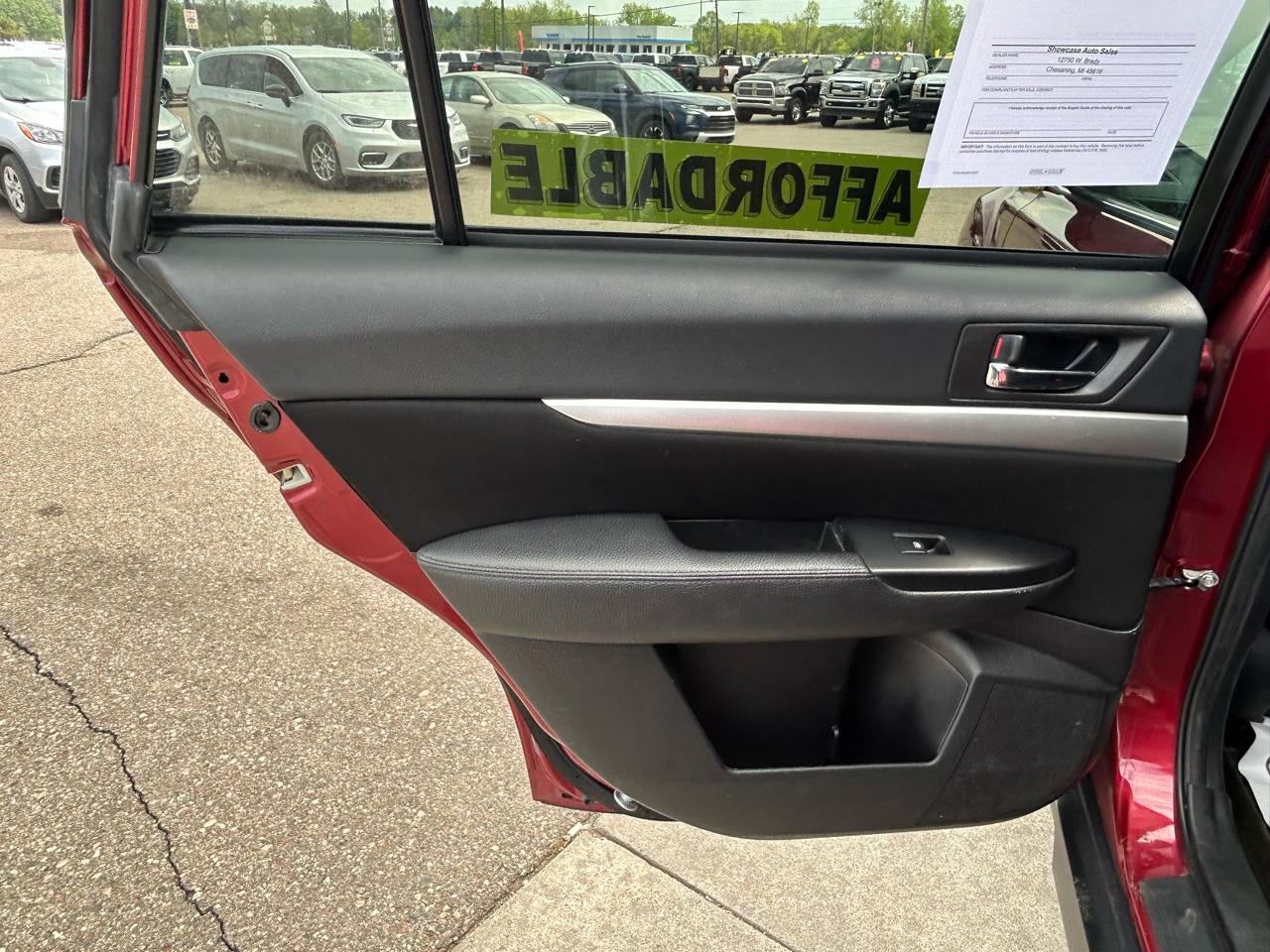 Subaru Outback 2.5i Premium 2013