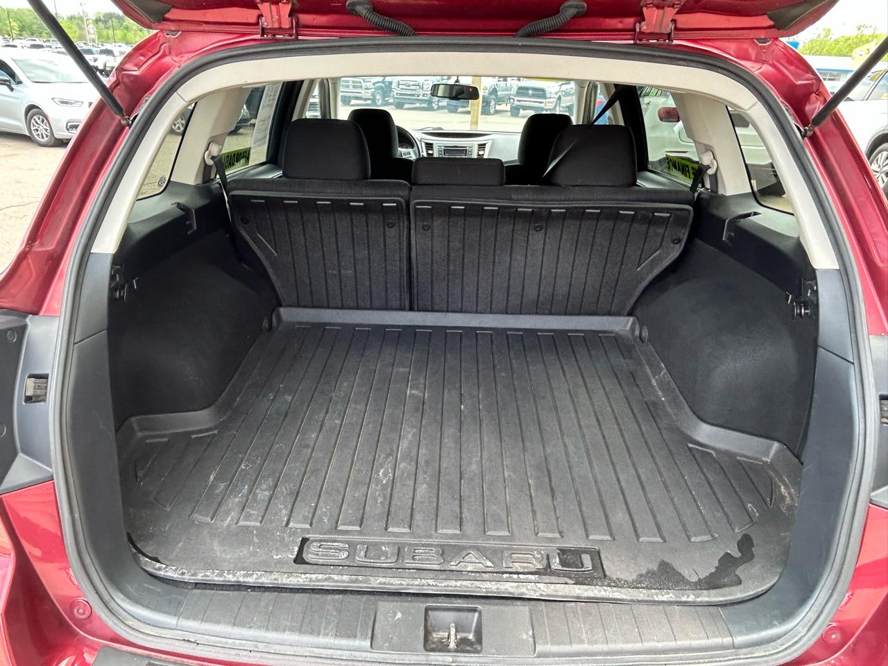 Subaru Outback 2.5i Premium 2013