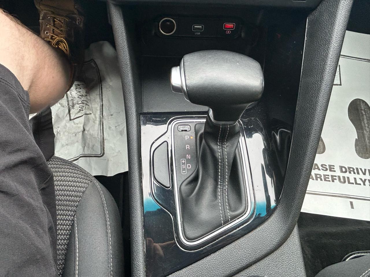 Kia Niro LXS 2020