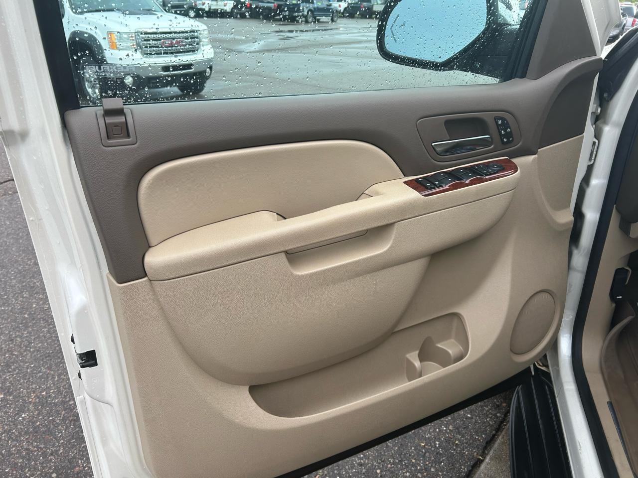 Chevrolet Tahoe LTZ 4WD 2014