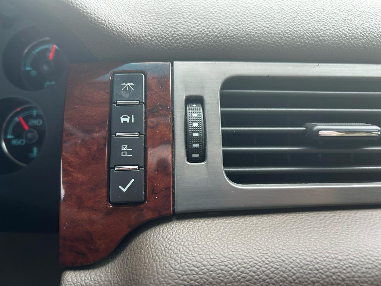 Chevrolet Tahoe LTZ 4WD 2014