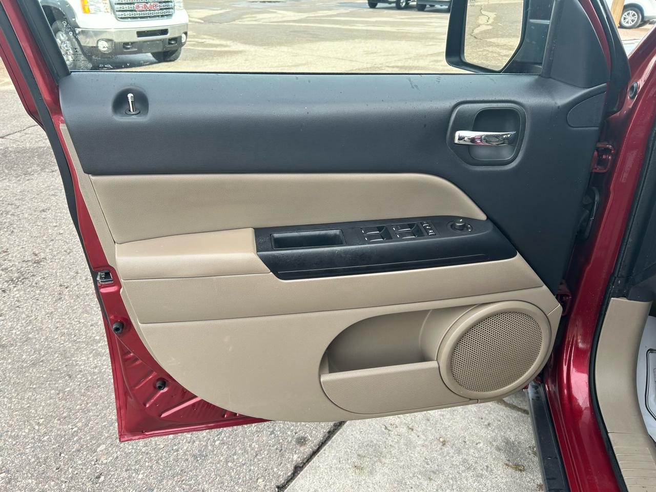 Jeep Patriot Latitude 4WD 2017