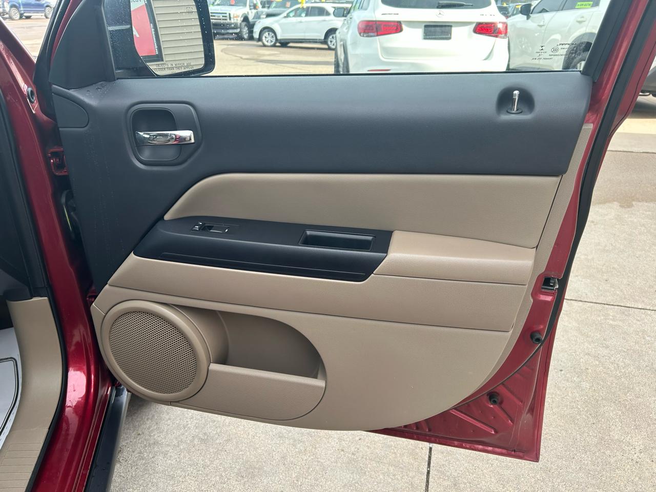 Jeep Patriot Latitude 4WD 2017