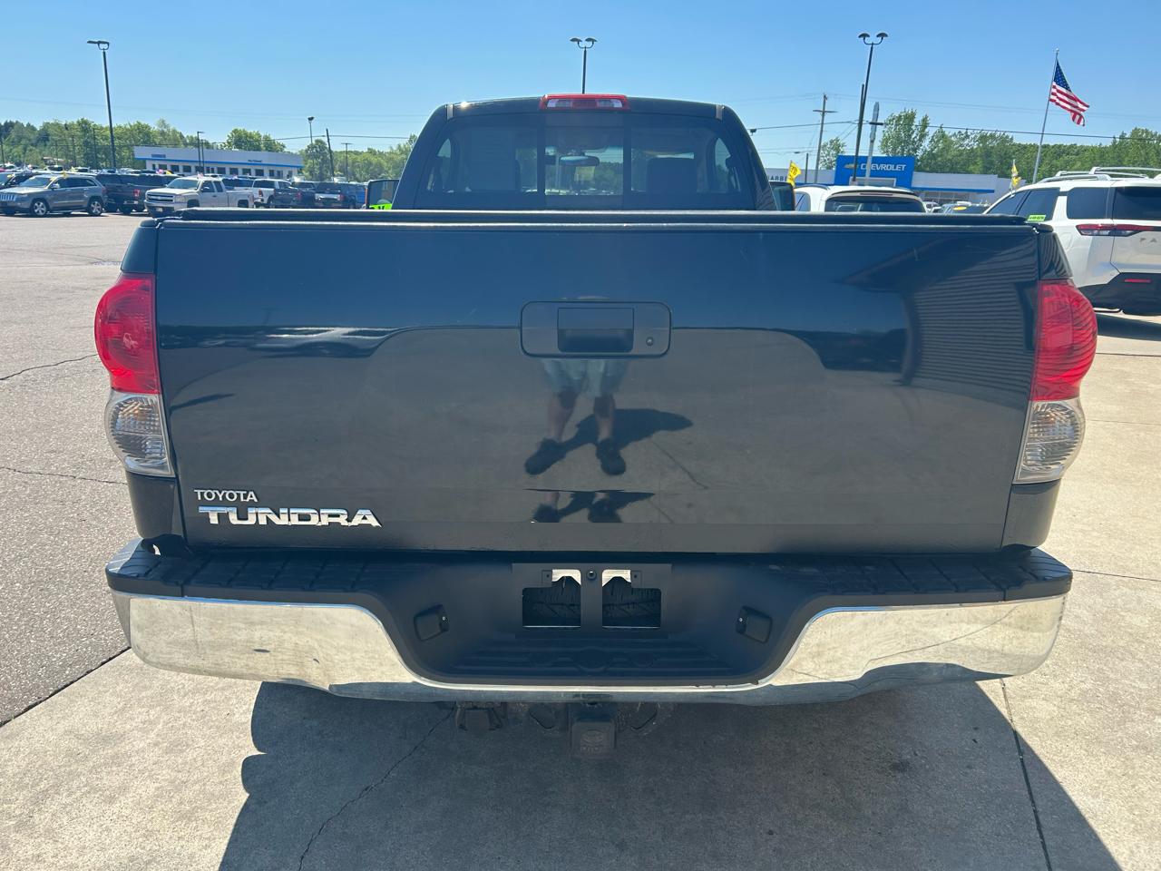 Toyota Tundra Base 5.7L Long Bed 2WD 2008