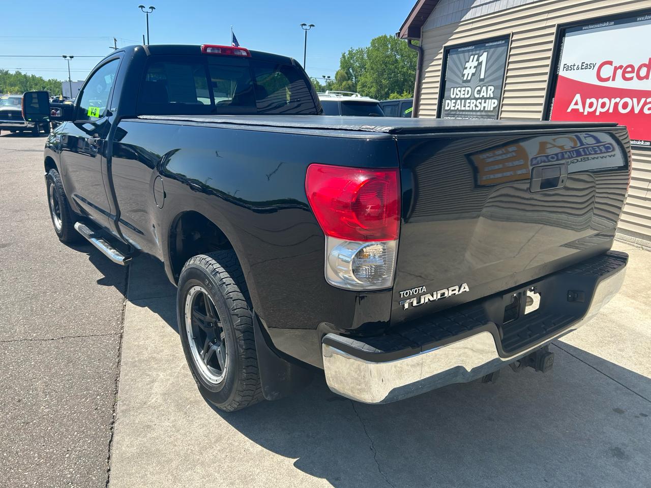 Toyota Tundra Base 5.7L Long Bed 2WD 2008