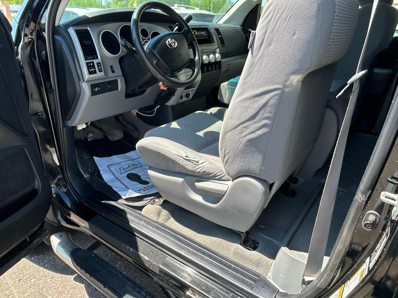 Toyota Tundra Base 5.7L Long Bed 2WD 2008
