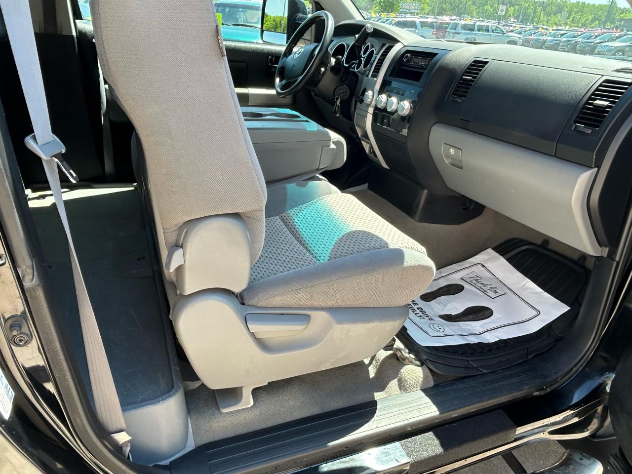 Toyota Tundra Base 5.7L Long Bed 2WD 2008