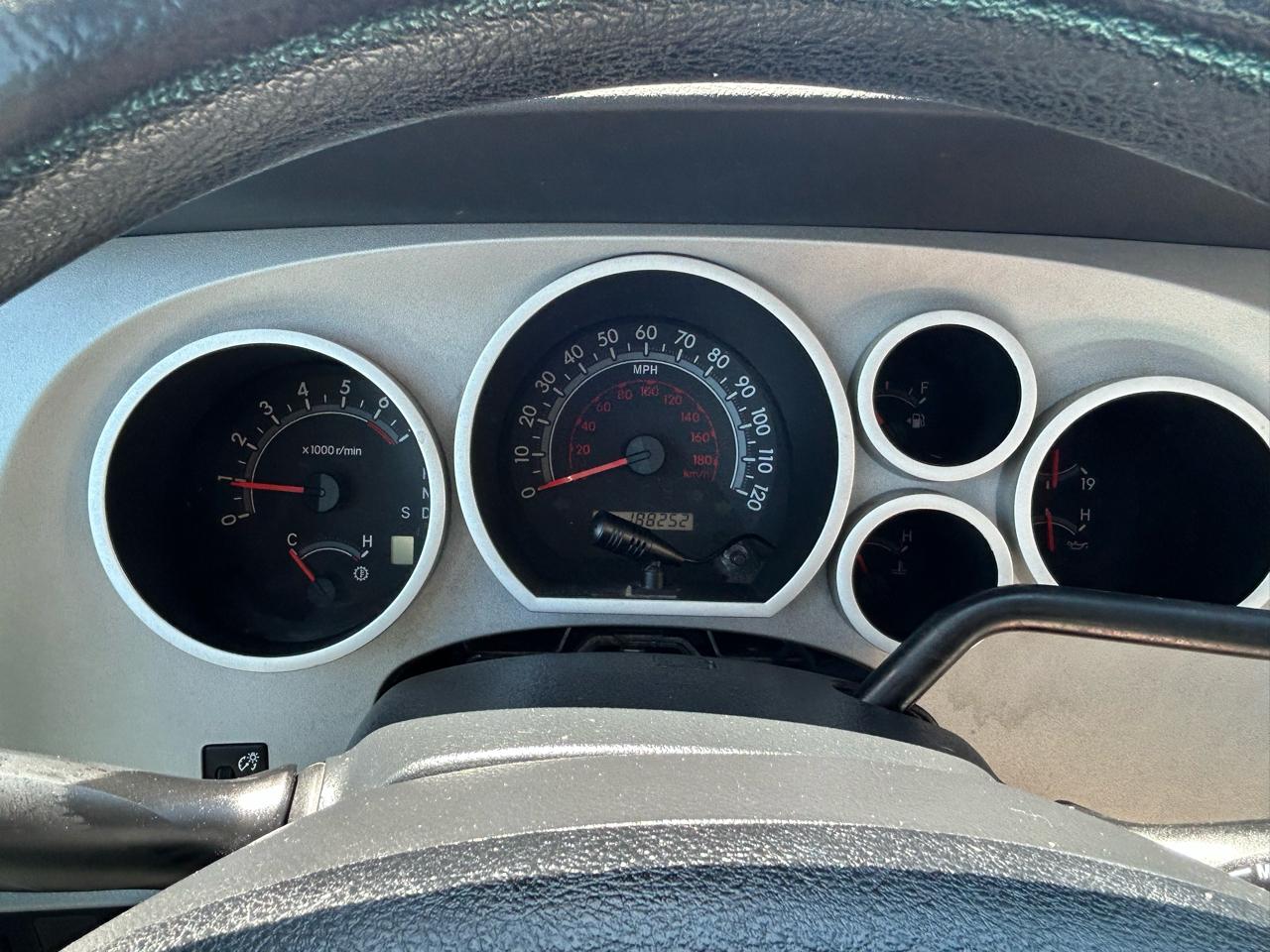 Toyota Tundra Base 5.7L Long Bed 2WD 2008