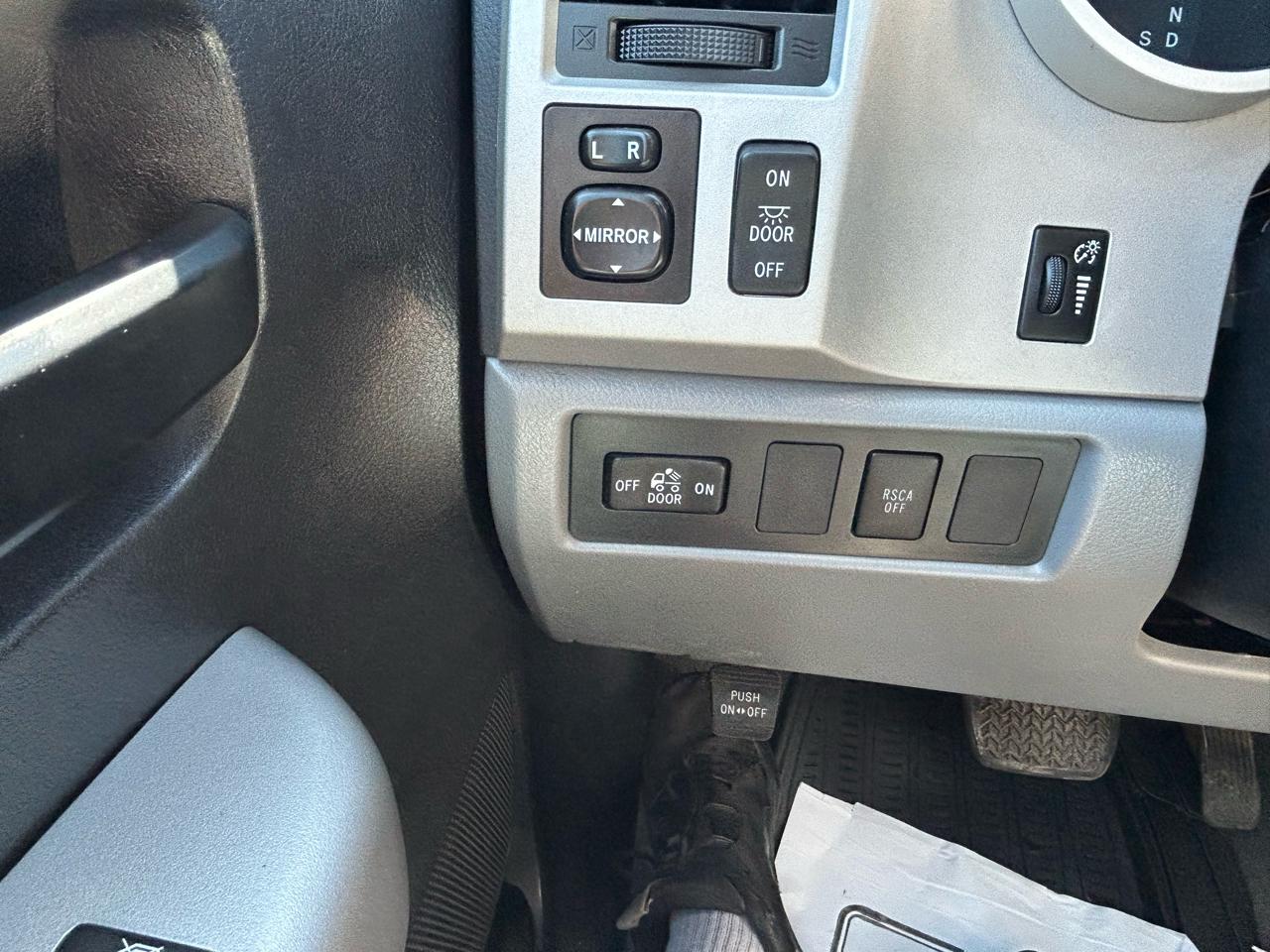 Toyota Tundra Base 5.7L Long Bed 2WD 2008