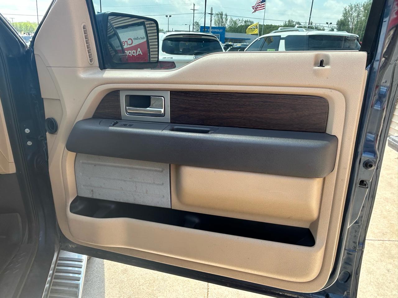 Ford F-150 Platinum SuperCrew 6.5-ft. Bed 4WD 2014