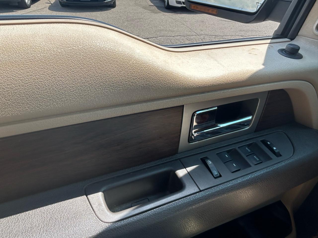 Ford F-150 Platinum SuperCrew 6.5-ft. Bed 4WD 2014