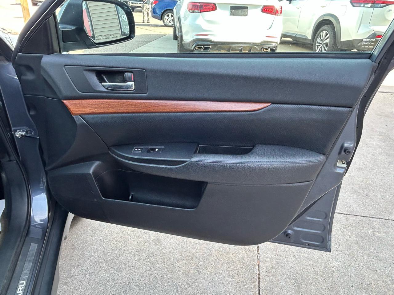 Subaru Outback 3.6R Limited 2014