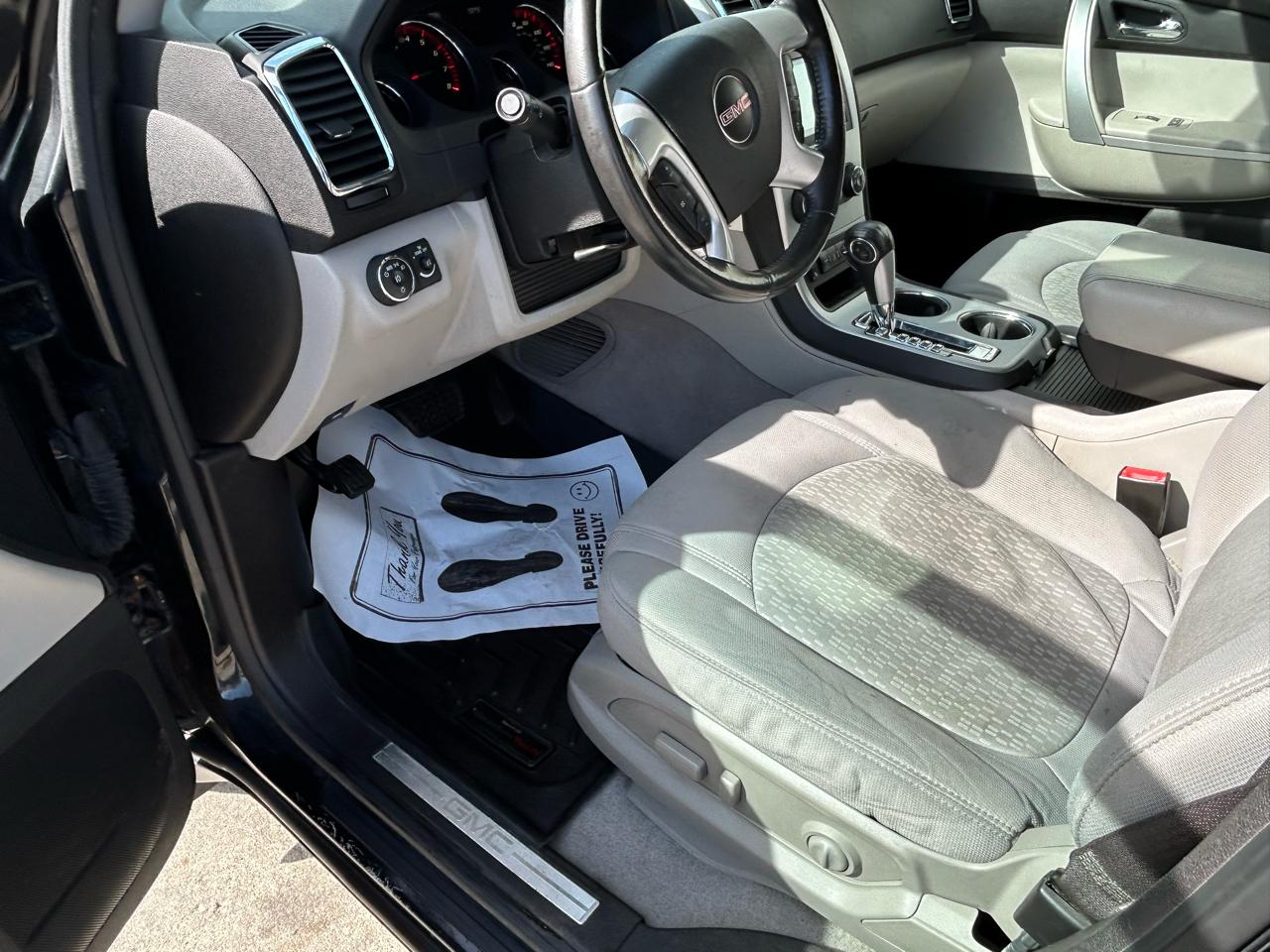 GMC Acadia SLE-2 AWD 2012