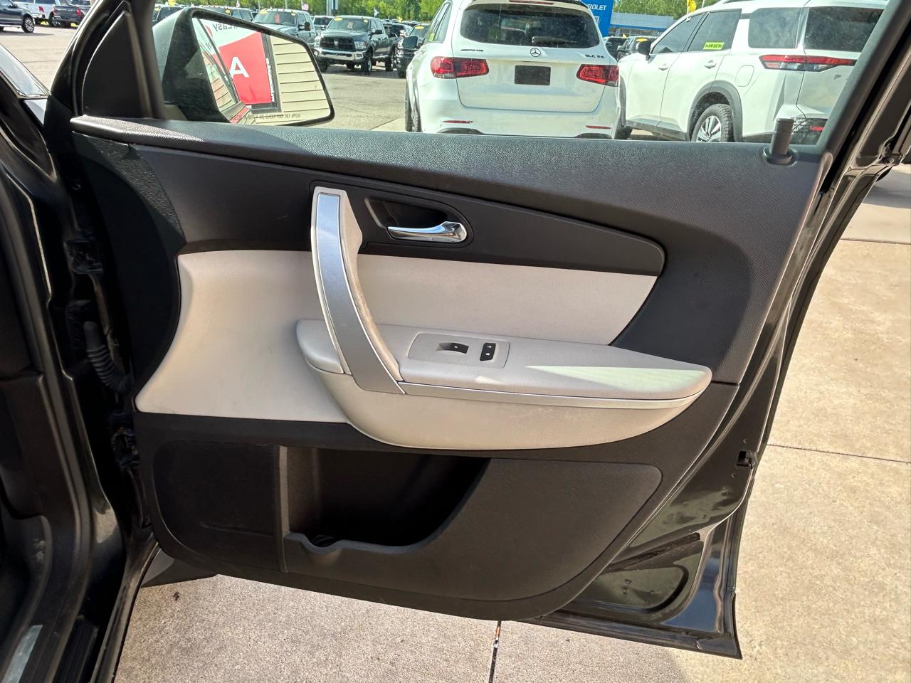 GMC Acadia SLE-2 AWD 2012
