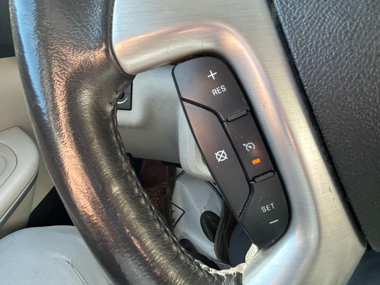 GMC Acadia SLE-2 AWD 2012