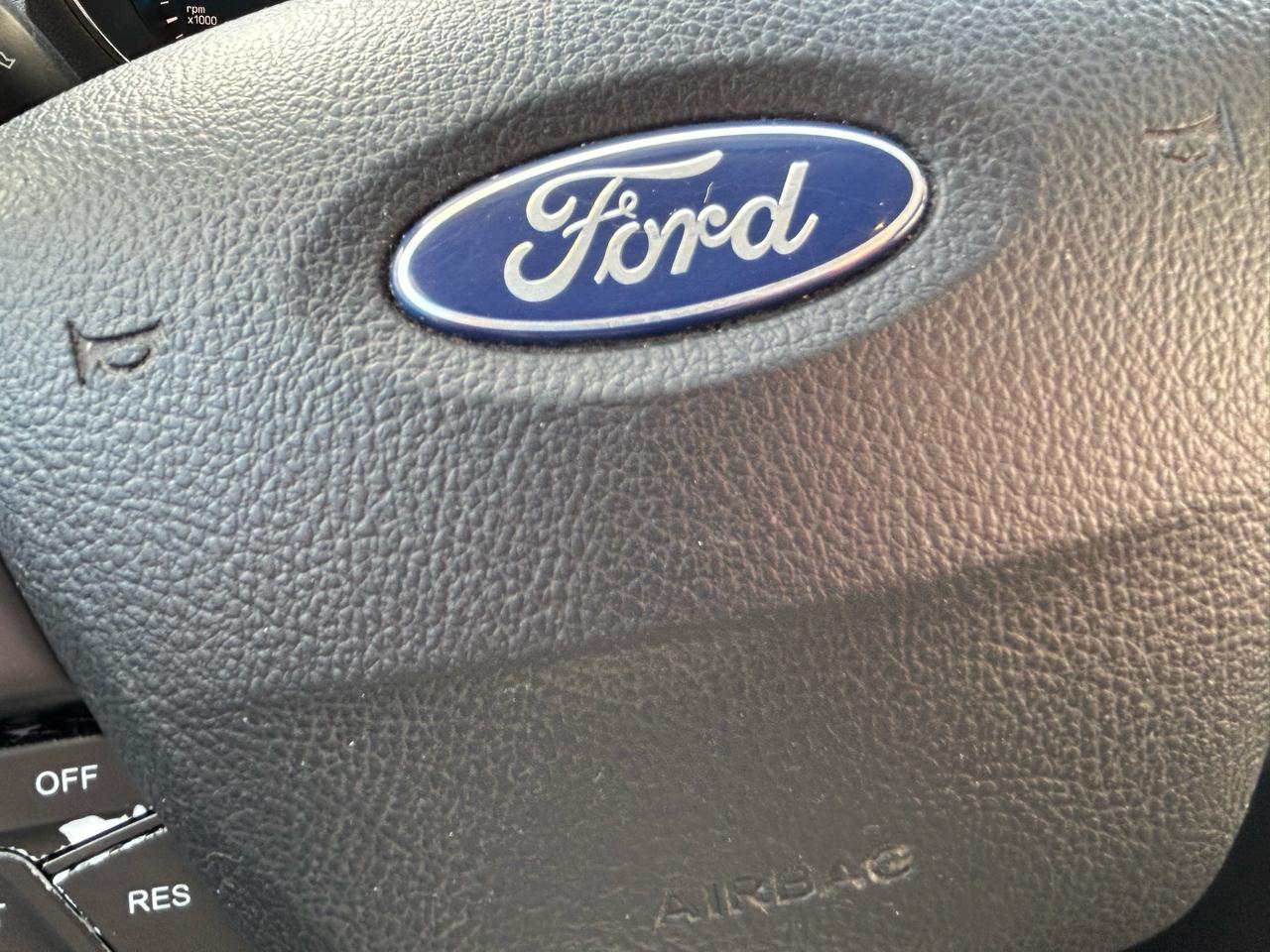 Ford Escape SE FWD 2017