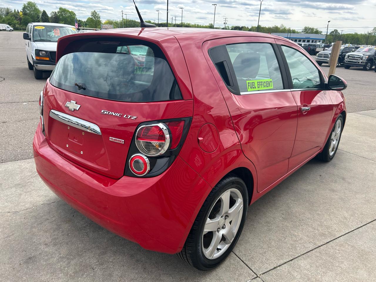 Chevrolet Sonic LTZ 5-Door 2012