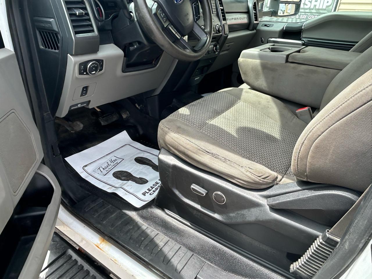 Ford F-350 SD King Ranch Crew Cab Long Bed DRW 4WD 2018