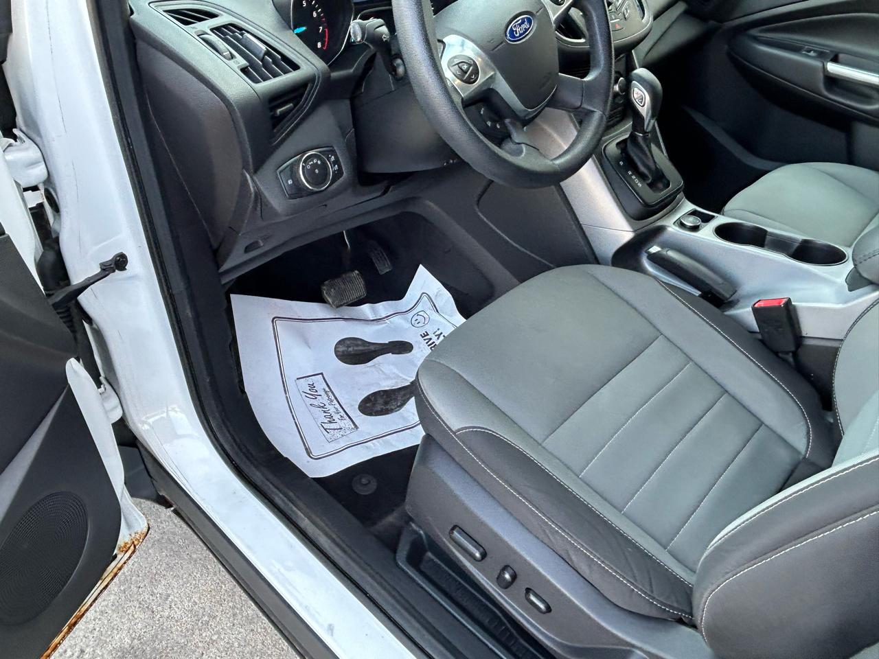 Ford Escape SE FWD 2015