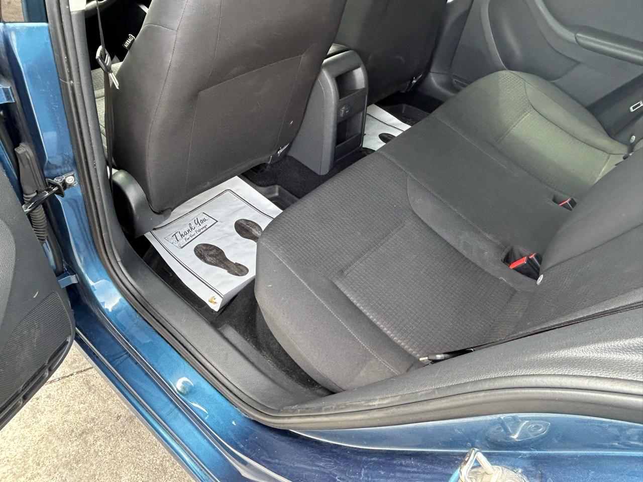 Volkswagen Jetta  2016