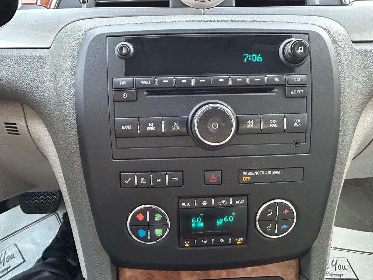Buick Enclave AWD 4dr Leather 2012