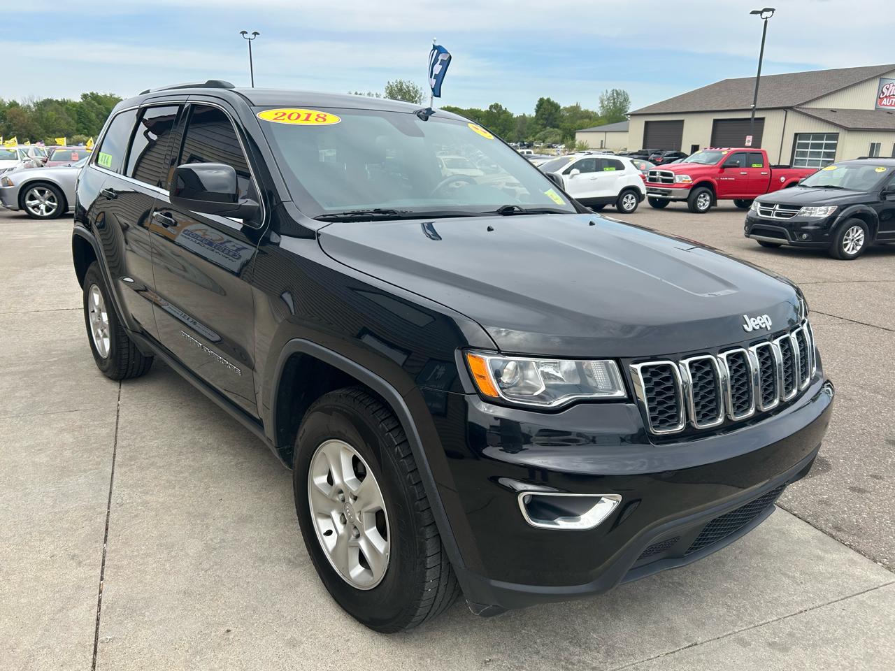 Jeep Grand Cherokee Laredo 4WD 2018