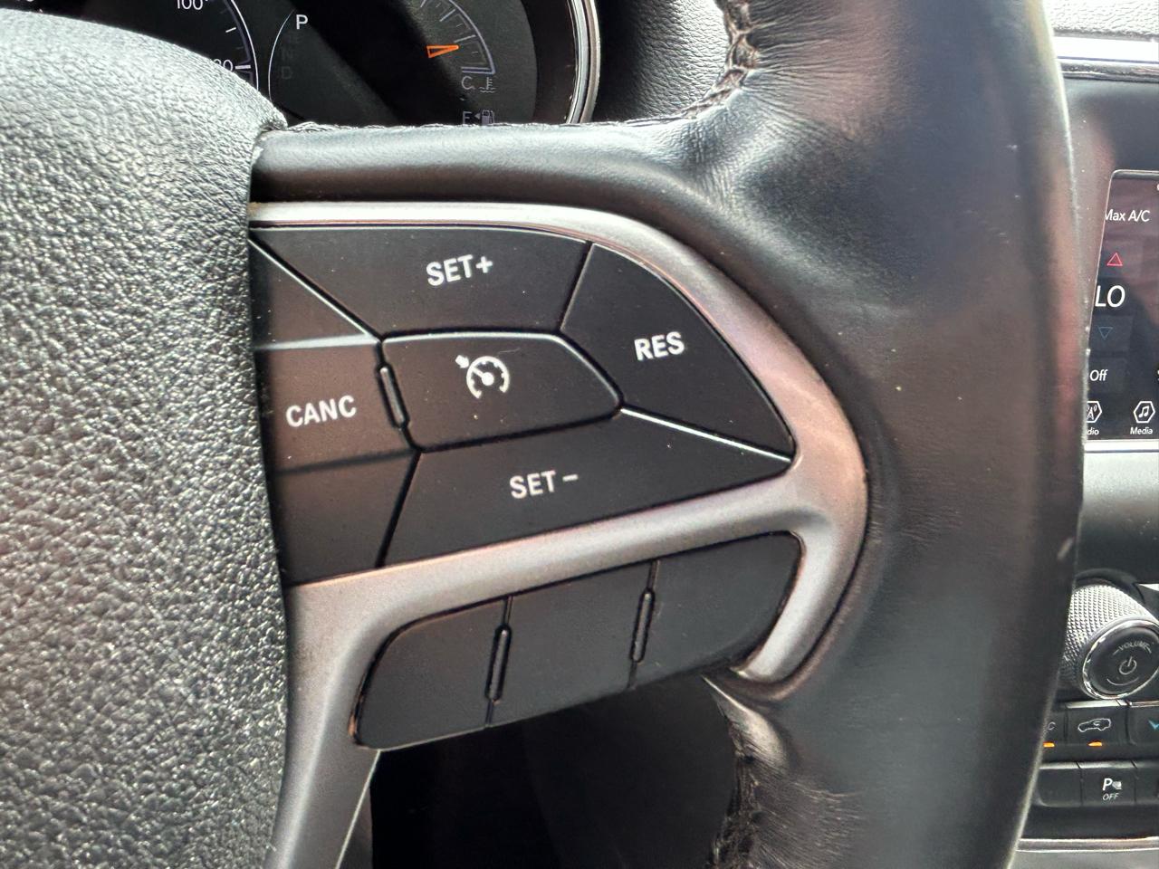Jeep Grand Cherokee Laredo 4WD 2018
