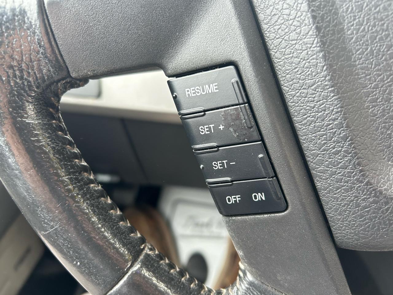 Ford F-150 Lariat SuperCrew 6.5-ft. Bed 4WD 2010