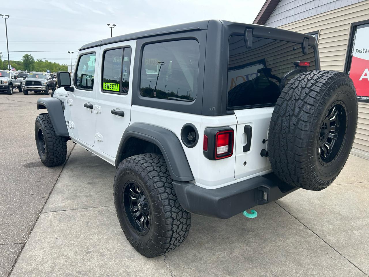 Jeep Wrangler Unlimited Sport 2018