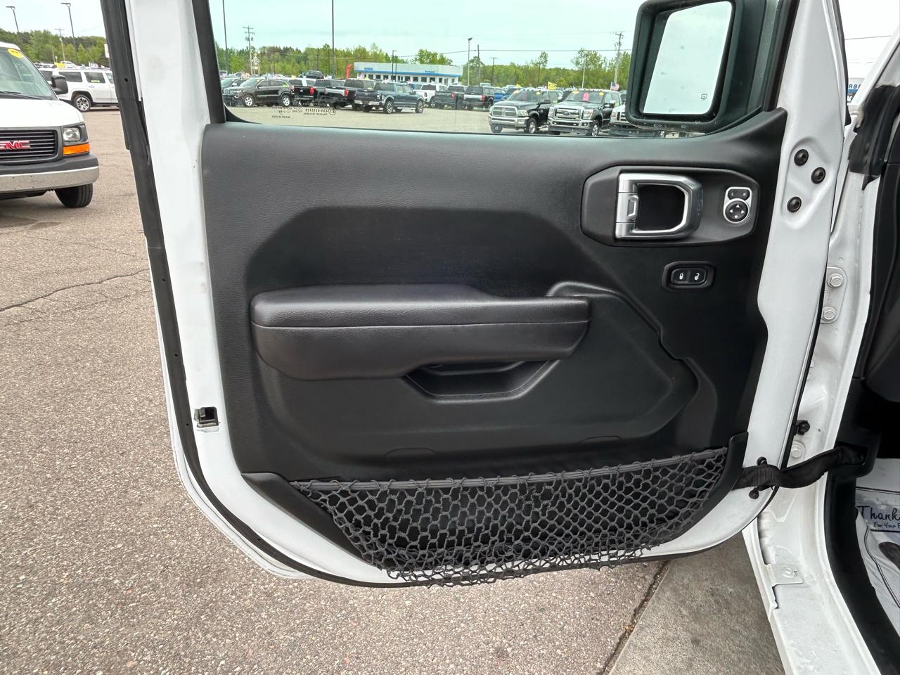 Jeep Wrangler Unlimited Sport 2018