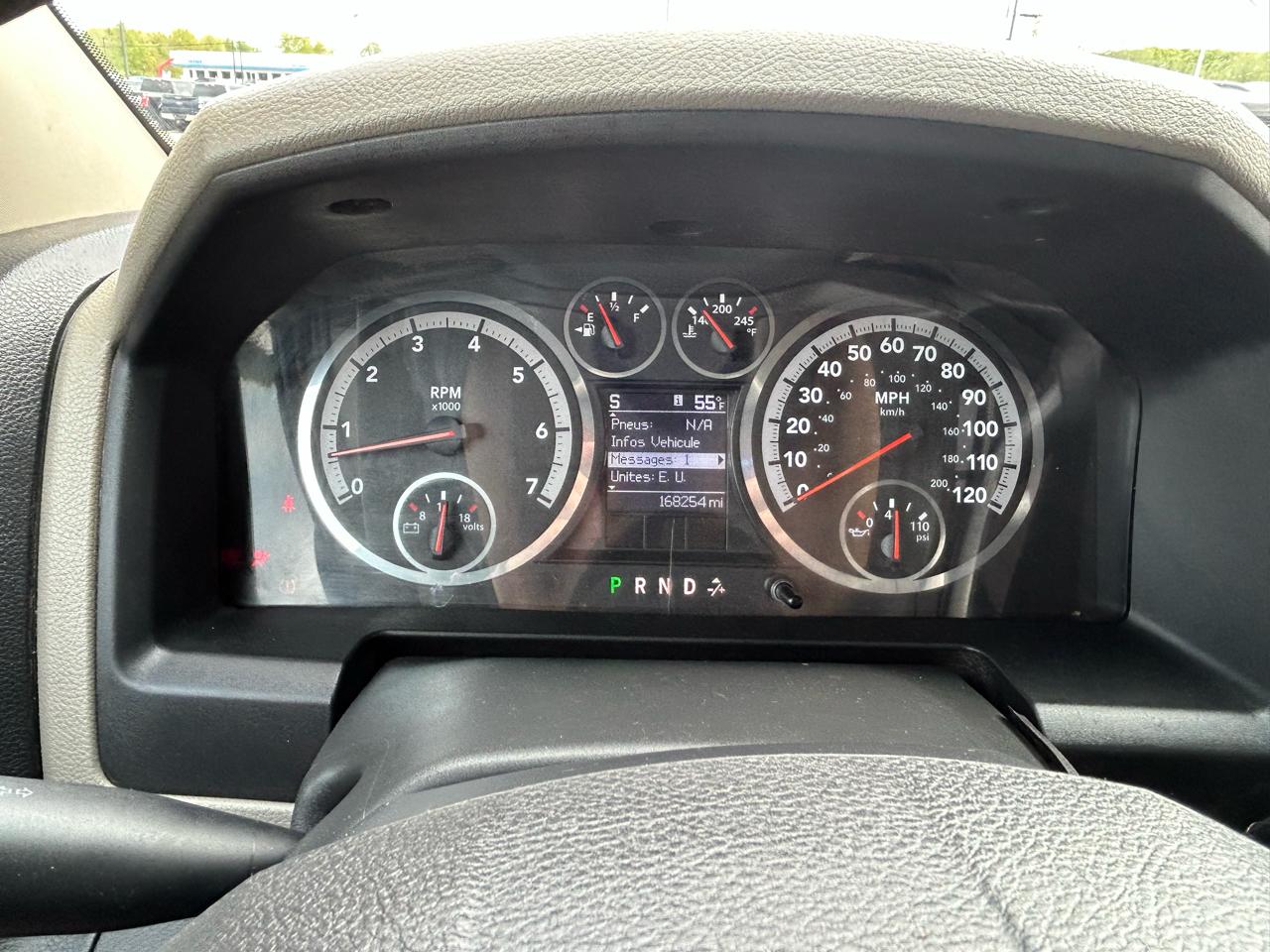 RAM 1500 SLT Quad Cab 4WD 2012