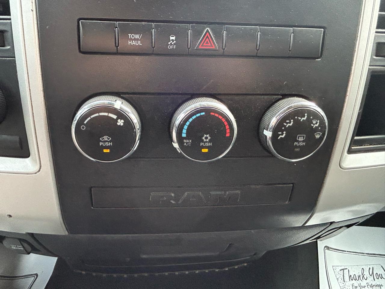 RAM 1500 SLT Quad Cab 4WD 2012