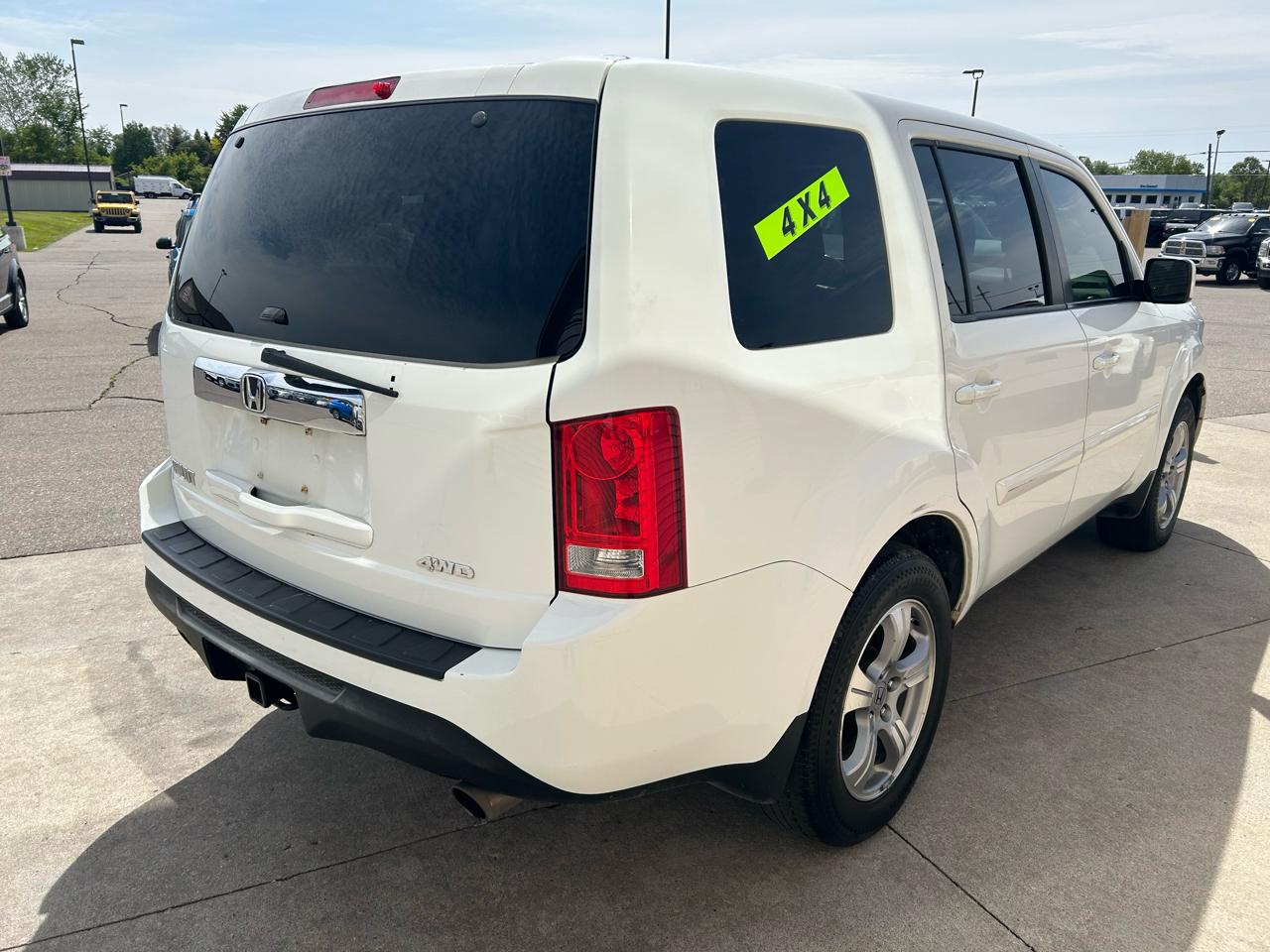 Honda Pilot EX-L 4WD 5-Spd AT with DVD 2015