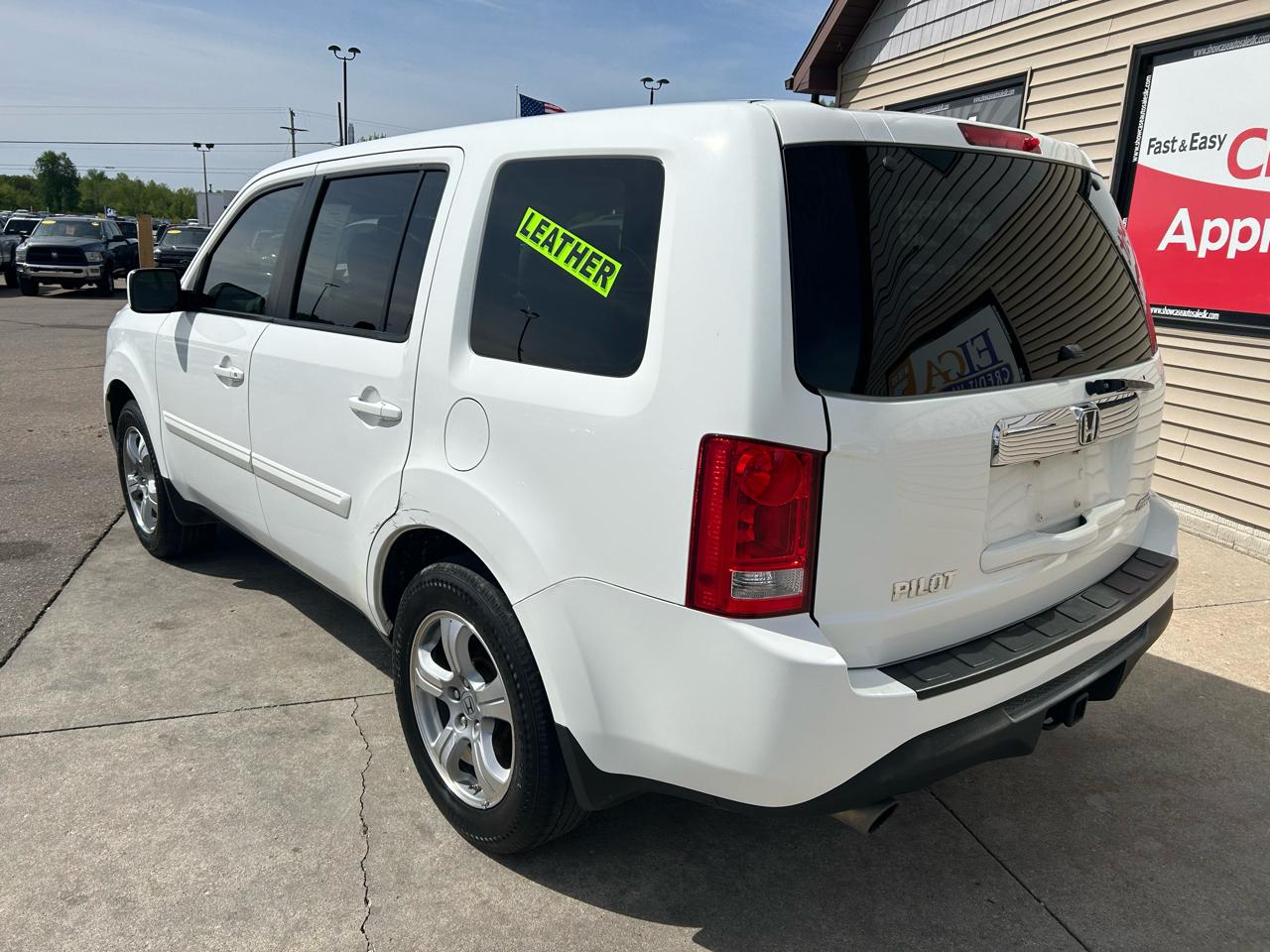 Honda Pilot EX-L 4WD 5-Spd AT with DVD 2015