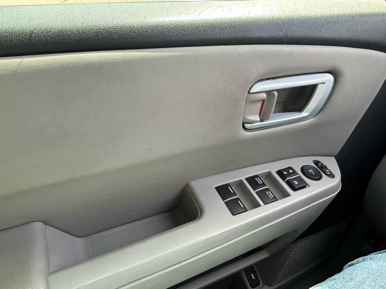 Honda Pilot EX-L 4WD 5-Spd AT with DVD 2015