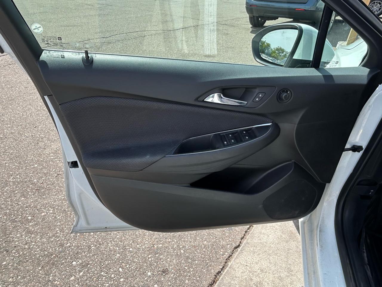 Chevrolet Cruze LT Hatchback 2019
