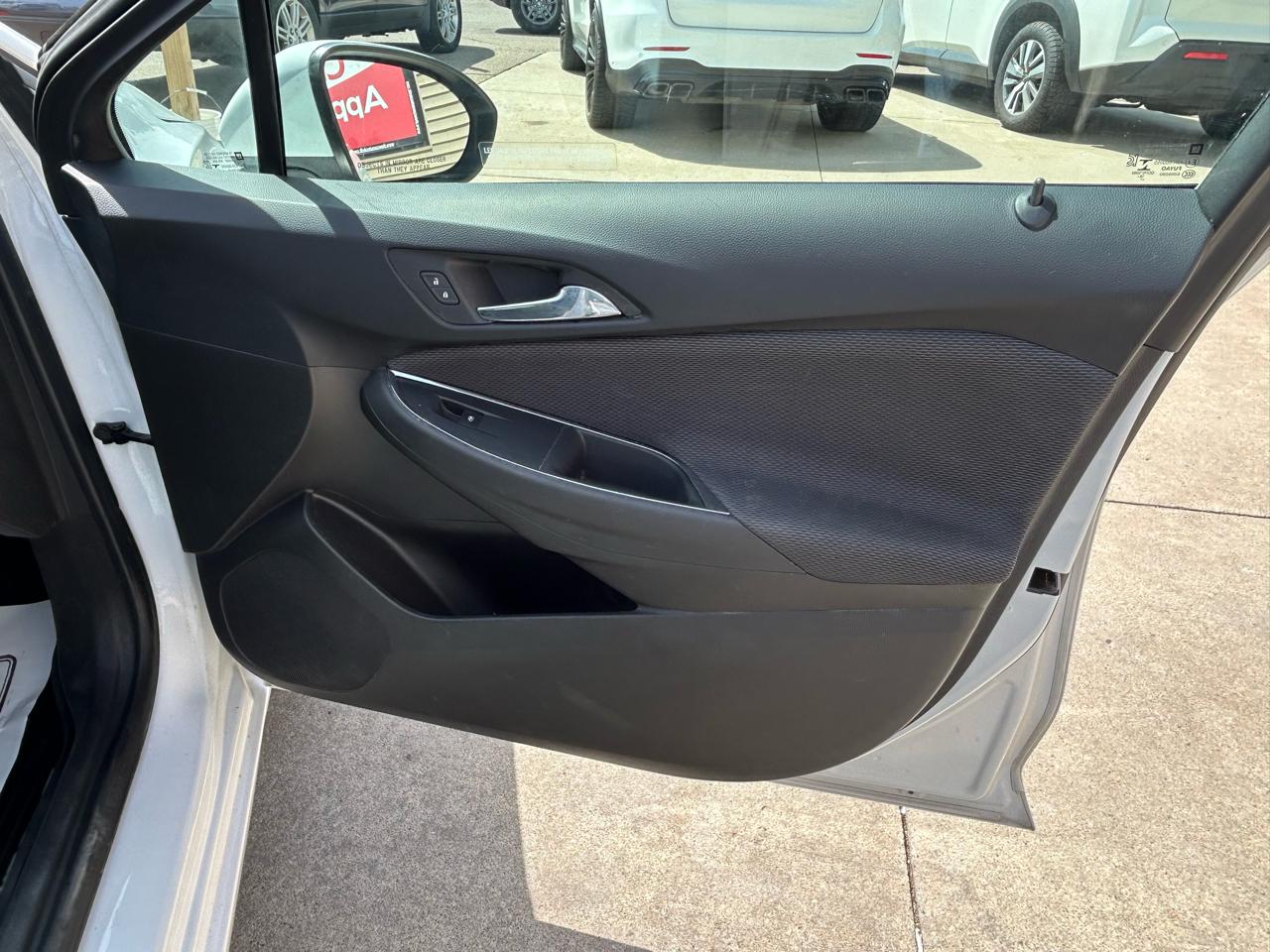 Chevrolet Cruze LT Hatchback 2019