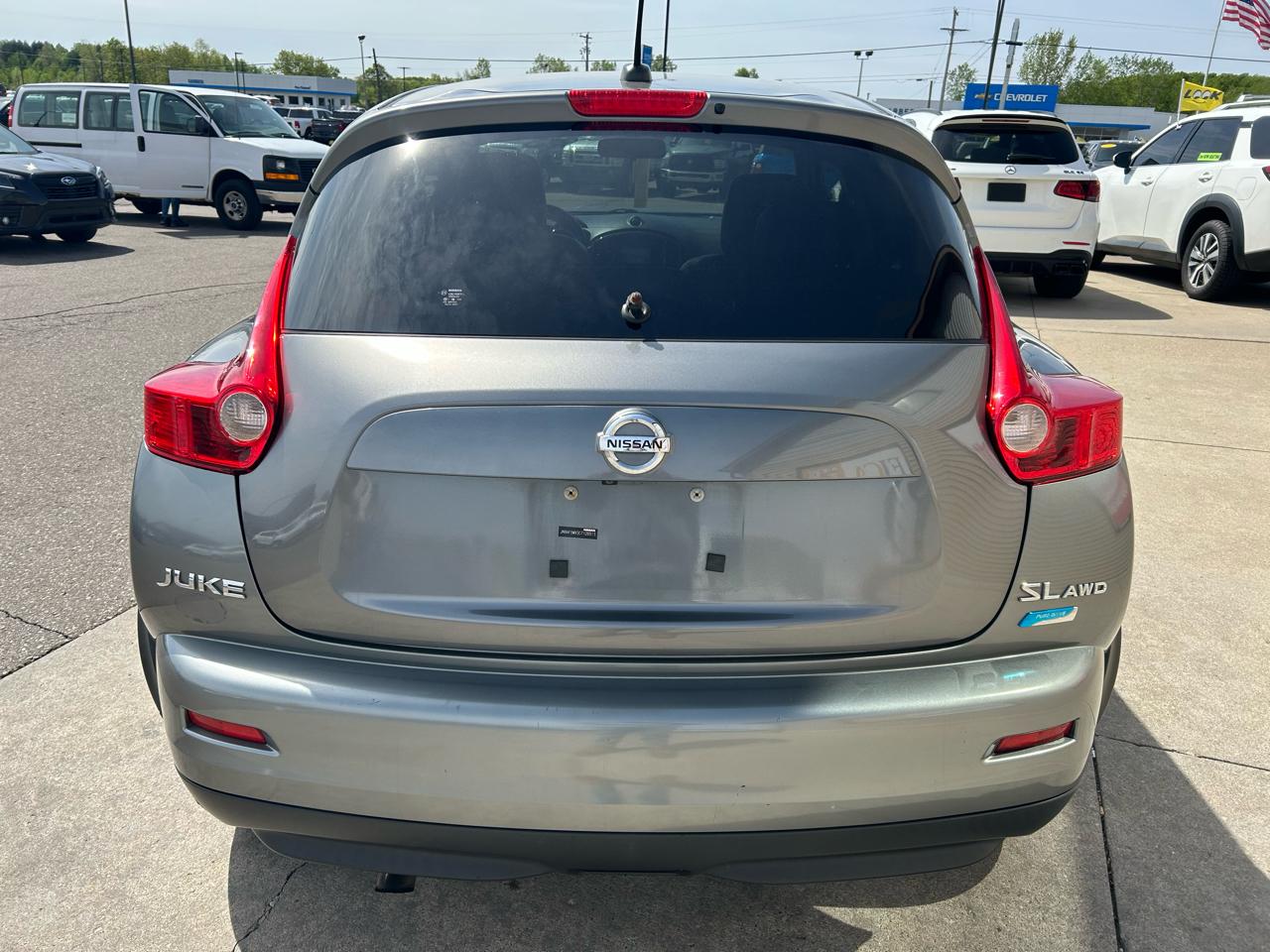 Nissan Juke S AWD 2012