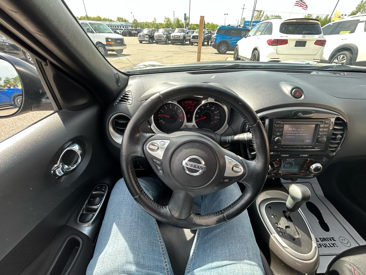 Nissan Juke S AWD 2012