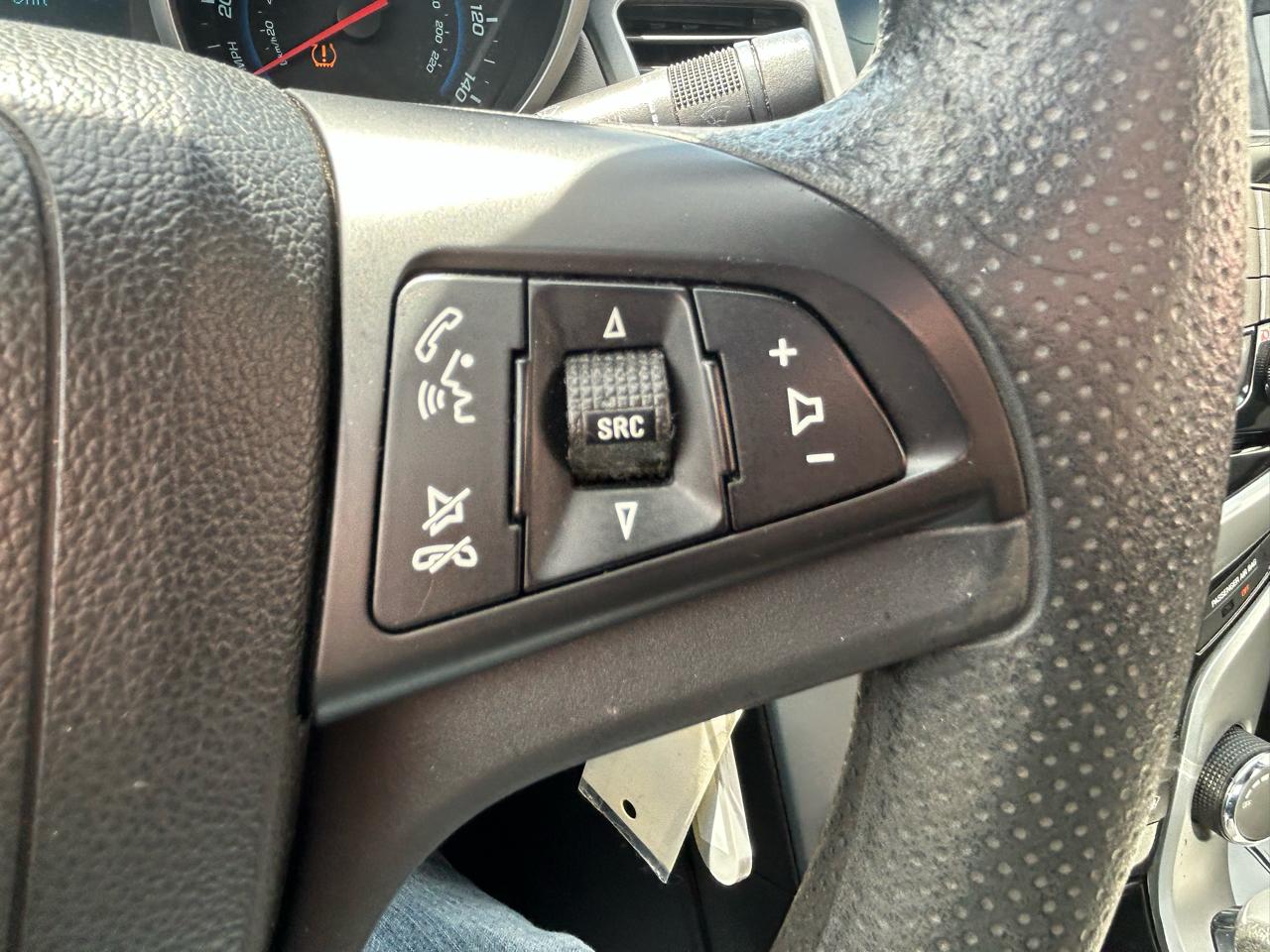 Chevrolet Cruze LS Auto 2013