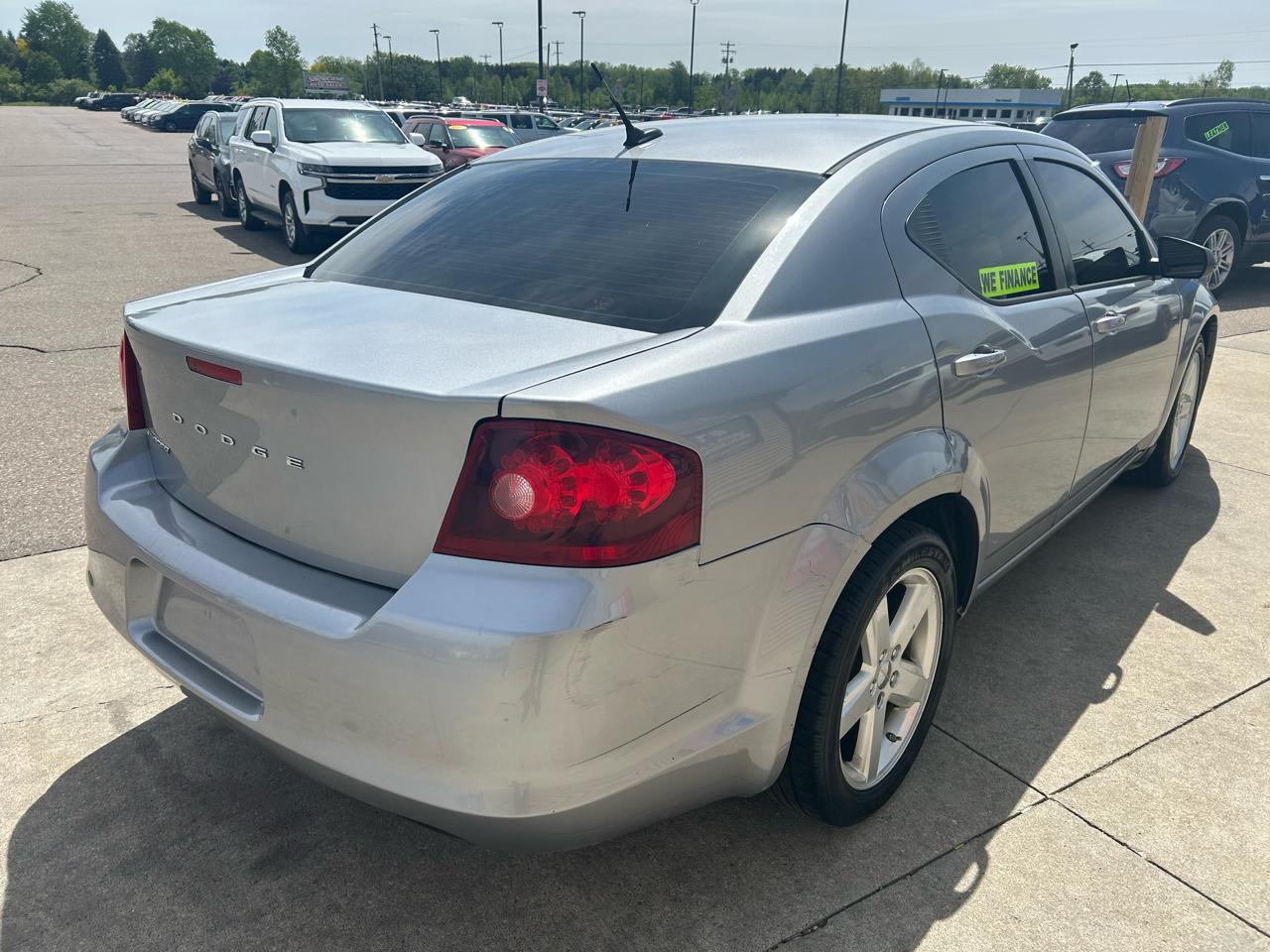 Dodge Avenger Base 2013