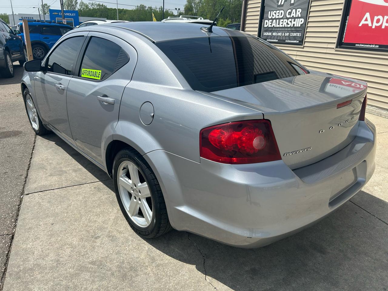 Dodge Avenger Base 2013