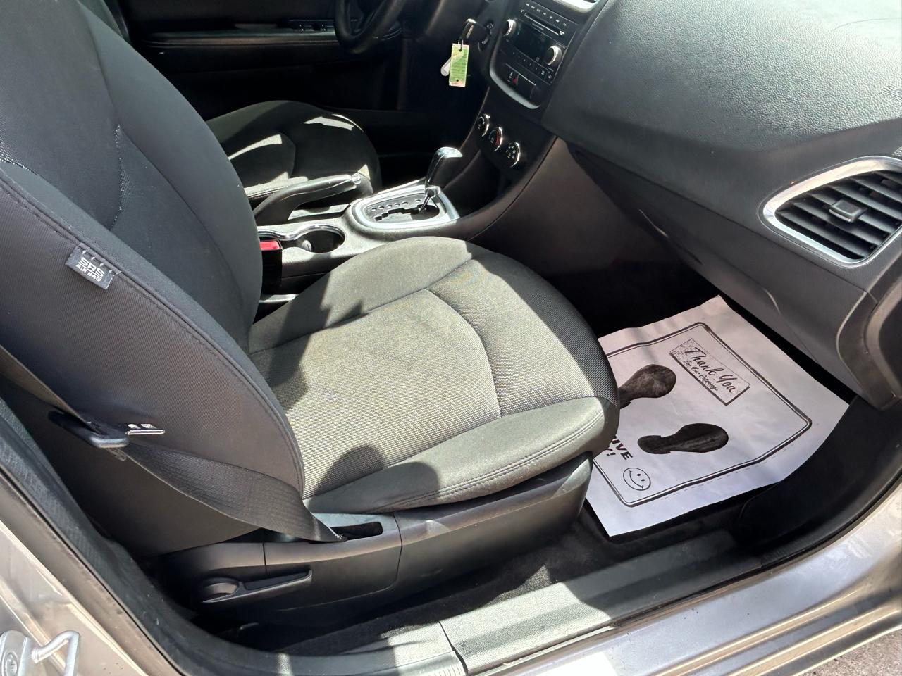 Dodge Avenger Base 2013