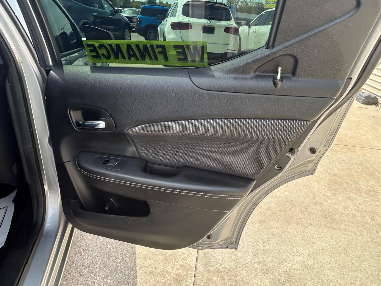 Dodge Avenger Base 2013