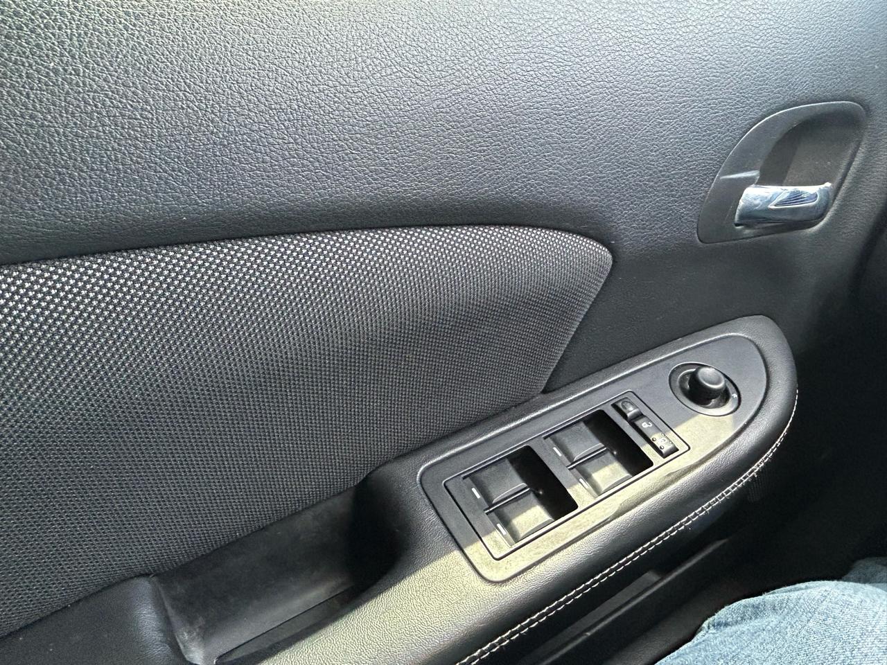 Dodge Avenger Base 2013