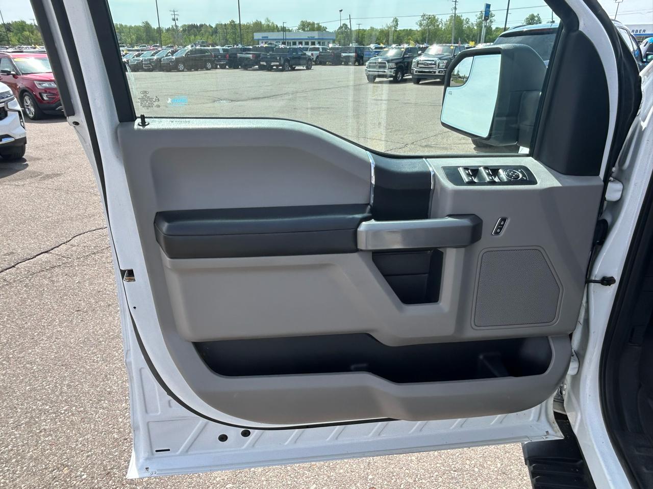 Ford F-150 Lariat SuperCrew 6.5-ft. Bed 4WD 2017