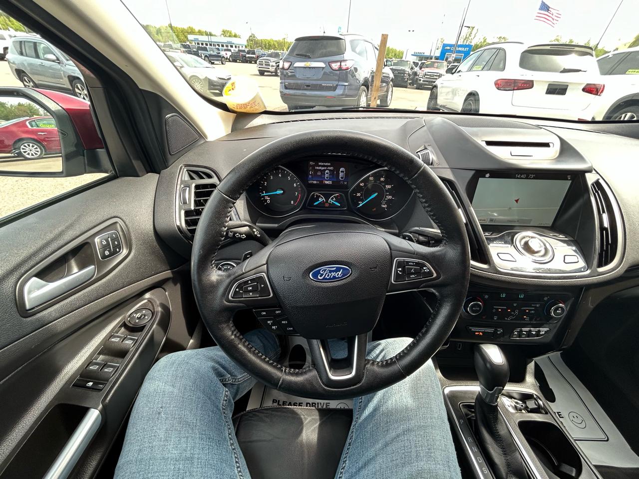 Ford Escape Titanium 4WD 2017