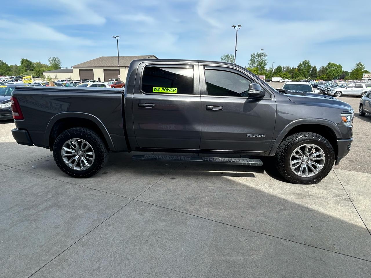 RAM 1500 Laramie Crew Cab SWB 4WD 2021